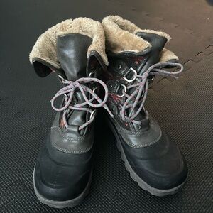 Women’s Baretraps boots size 7